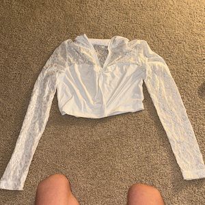 White crop top xs